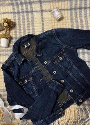 Женская джинсовая куртка, джинсовка от томми, tommy hilfiger denim, размера s(с) темно-синего цвета1 фото