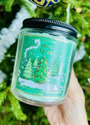 Свічка на 1 гніт tree farm від bath&amp;body works