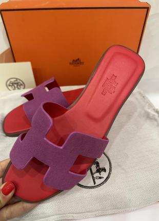 Шльопанці у стилі hermes