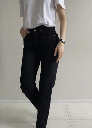Нові чорні джинси levi’s1 фото