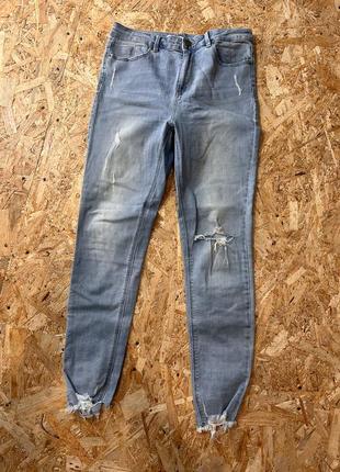Джинсы