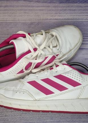 Кроссовки adidas