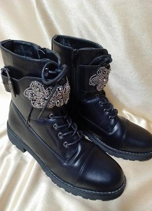 Сапоги новые на тракторной подошве