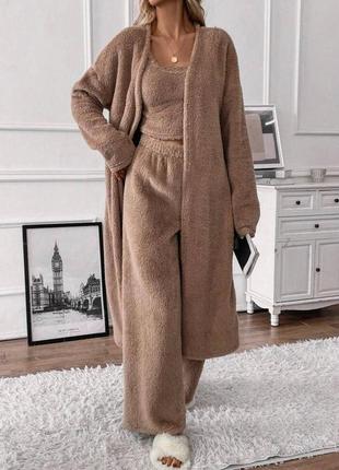 Комплект махровый для дома и сна укороченная майка топ брюки свободного кроя длинный халат пижама теплый костюм бежевый коричневый серый7 фото