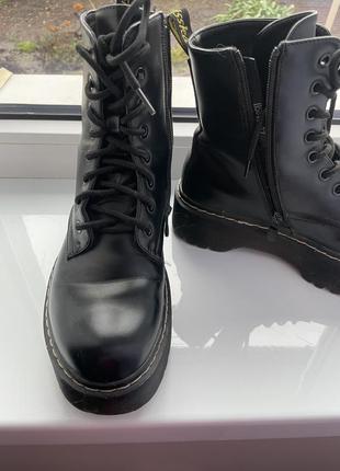 Черевики по типу dr.martens