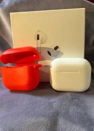 Оригінальні apple airpods 3 в дуже гарному стані. в подарунок чехол!