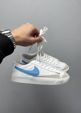 Найк блейзер лов blazer low white blue logo