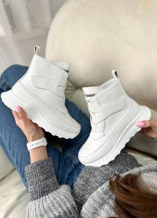 Распродажа натуральные кожаные демисезонные белые ботинки на липучках без утеплителя2 фото