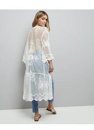 Белоснежная туника накидка