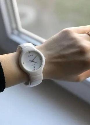 Годинник жіночий rado jubile true у білому кольорі3 фото