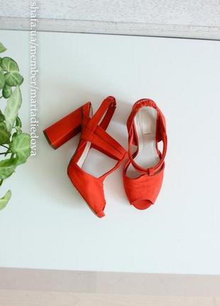Кожаные туфли мюли босоножки на каблуке, алые, бренд h&m2 фото