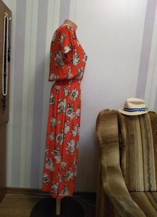 Шикарное легкое платье миди, сарафан, в крупные цветы6 фото