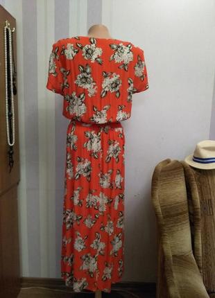 Шикарное легкое платье миди, сарафан, в крупные цветы7 фото