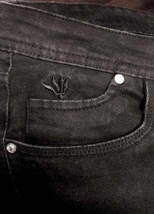 Классические черные джинсы5 фото