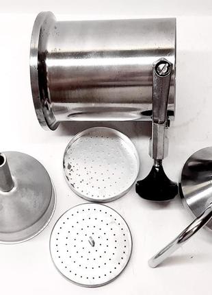 Кофеварка гейзерная времен ссср, металлическая кофеварка 0.25 л