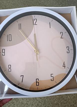 Годинник настінний круглий 30 см 20242