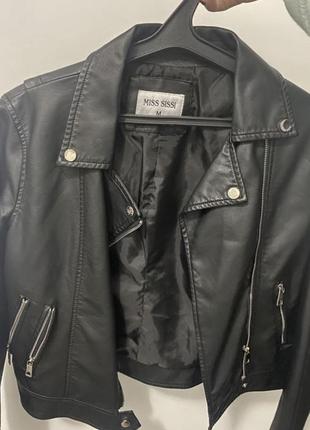 Куртка из эко кожи