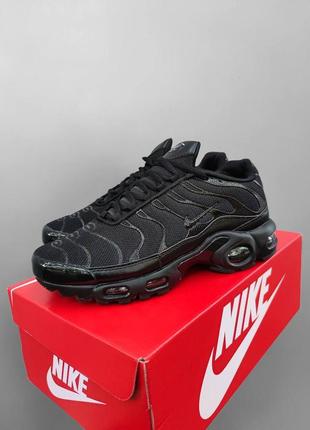 Nike air max tn plus black