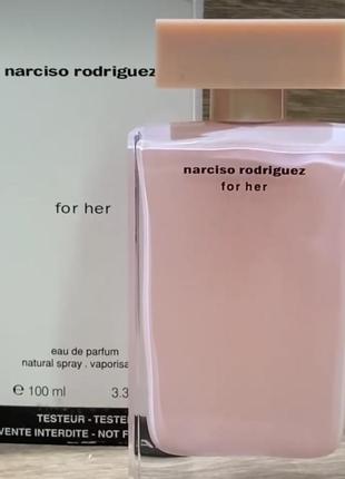 Парфюмированная вода narciso rodriguez for her eau de parfum 
narciso rodriguez2 фото