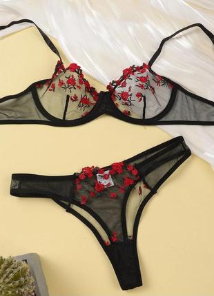 Кружевной сексуальный комплект нижнего белья в цветы1 фото