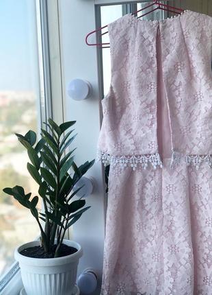 Нежно розовое кружевное платье9 фото