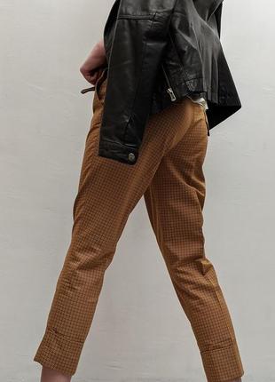 Зауженные брюки с подворотами коричневые укороченные штаны manila grace италия1 фото