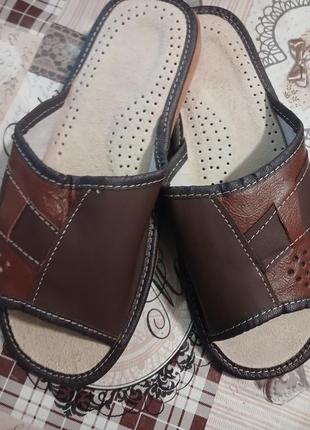 Тапочки мужские комнатные кожанные открытый носок , коричневые, 40-46 размеры.