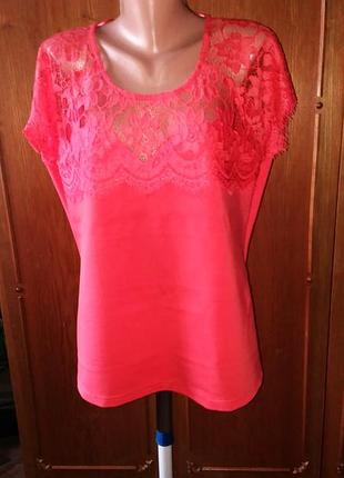 Блуза топ коралового кольору з ніжним мереживом