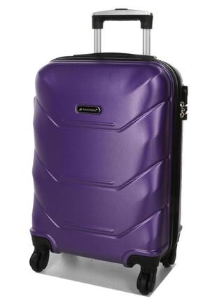 Пластиковый чемодан на 4 колесах дорожный madisson размер s ручная кладь четырехколесный чемодан фиолетовый1 фото