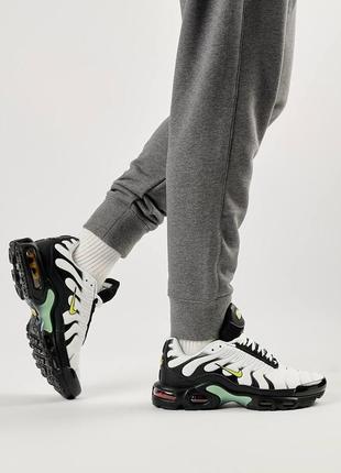 Мужские кроссовки nike air max plus white black mint, мужские текстильные кеды найк белые, мужская обувь