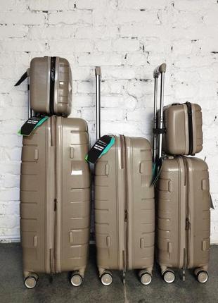 Небольшой дорожный чемодан полипропилен на 4 колесах размер s milano качественный серый чемодан ручная кладь7 фото