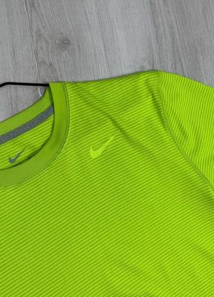 Яркая футболка найк nike dry fit для тренировок3 фото