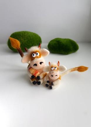 Интерьерная игрушка коровка с теленком.5 фото