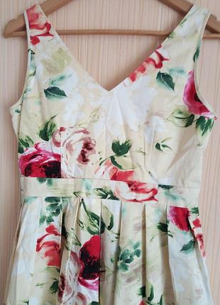 Очень красивое коттоновое платье