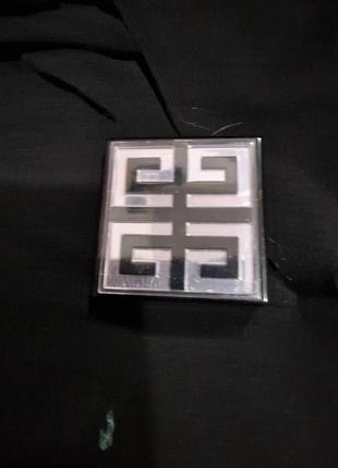 Тени givenchy.