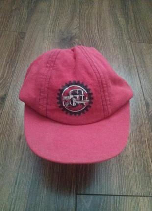 Продам кепку на хлопчика