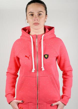 Зимова спортивна кофта.