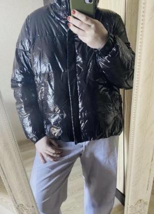 Новая модная глянцевая курточка пуффер 50-52 р осень весна1 фото