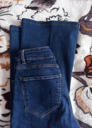 Синие джинсы клеш6 фото