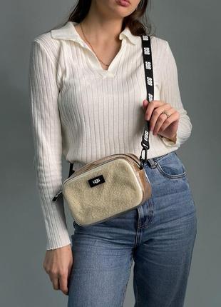 Женская сумка кросс боди тедди ugg crossbody teddy1 фото