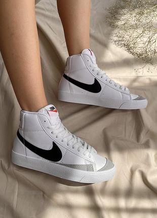 Найк блейзер мід 77 вінтаж blazer mid '77 vintage 'white'
