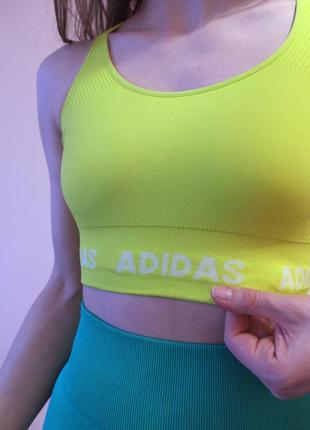 Спортивний топ adidas2 фото