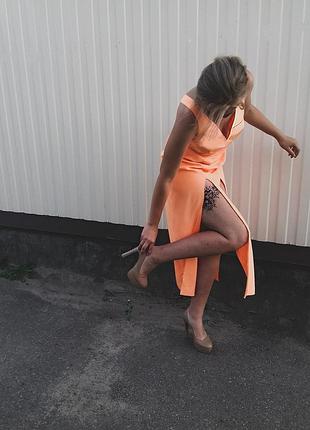 Лабутены, туфли на высоком каблуке, эффектные, бежевые