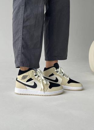 Кроссовки nike thea womens suede boot sneakers sale 1 retro бежевые женские / мужские