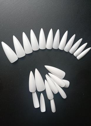Накладные ногти 24 шт и скотч 30 шт (столет) белые глянцевые