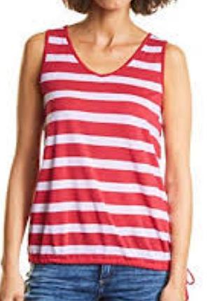 Нежная яркая майка в полоску из вискозы германия