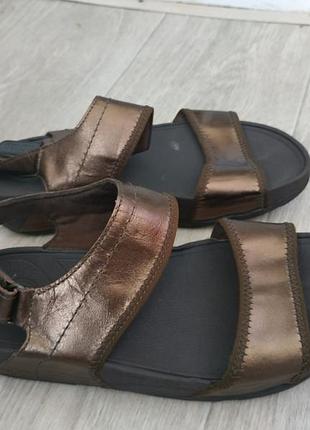 Босоножки р.38 кожа