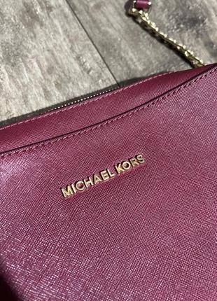 Michael kors кожаная сумка кросс-боди3 фото