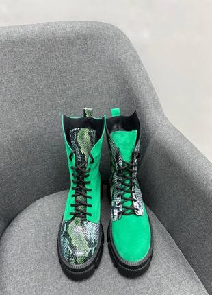 Зеленые ботинки из эксклюзивной кожи с замшей многими цветами9 фото