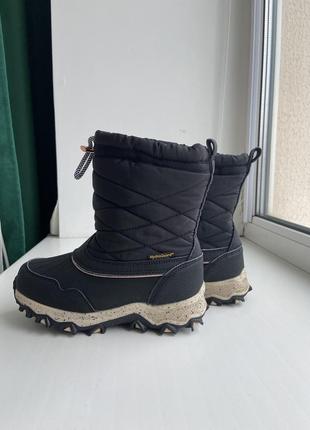 Взуття зимове next